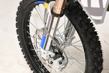 TrailMaster MX250-Pro Dirt Bike, 5-Speed Manual, Dual Disc Brakes, Electric Start (21/18) Wheels