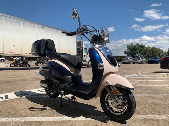 TrailMaster Sorrento 50cc Street Scooter