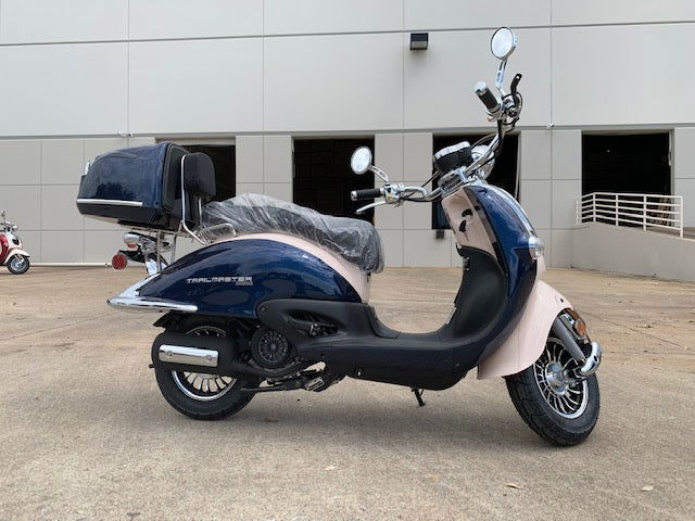 TrailMaster Sorrento 50cc Street Scooter