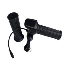 MotoTec 48v 700w Folding Trike Throttle With Key - view 2