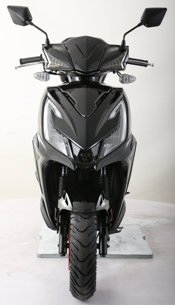 TrailMaster Trophy 50cc Street Scooter