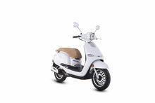 TrailMaster Turino 150cc Street Scooter, 12" Wheels