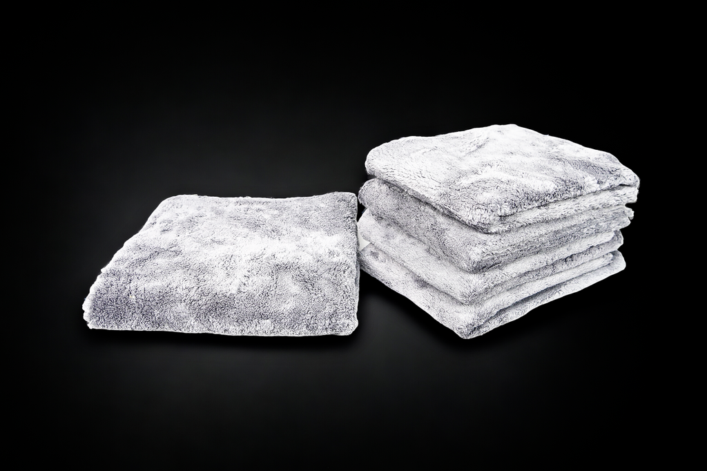 Dialed In Details super-soft edgeless microfiber towels 5 pack