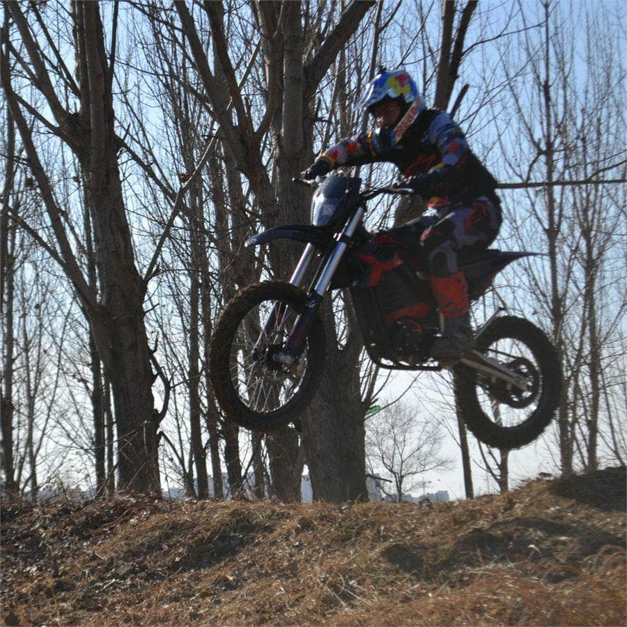 MotoTec Venom 72V, 3000W, 50Ah Electric Dirt Bike - peak power 12,000W, max speed 77mph