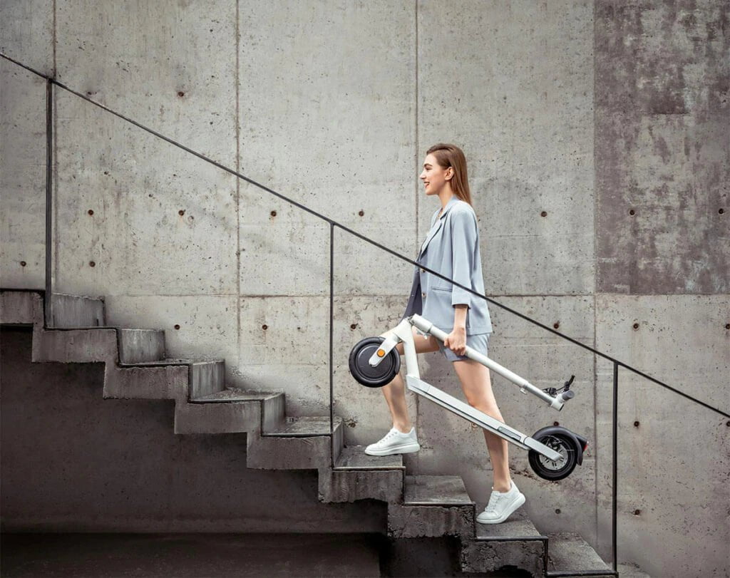 Okai Neon 36v 250w Lithium Electric Scooter White - removable battery p0ack, front hub motor, cruise control, 3 speeds